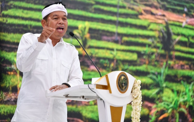 Teh vs Tebu di Ciater: KDM Siap Rogoh Rp1 Miliar Demi Hentikan Alih Fungsi Lahan
