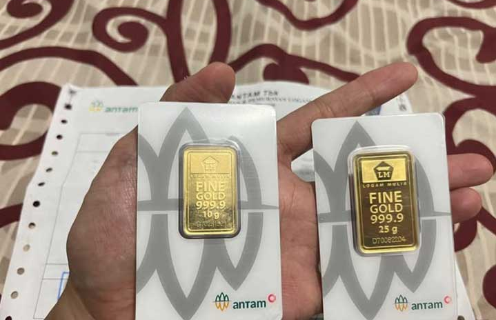 Harga Emas Antam Kembali Tergelincir! Turun Rp15 Ribu, Investor Mulai Pasang Mata