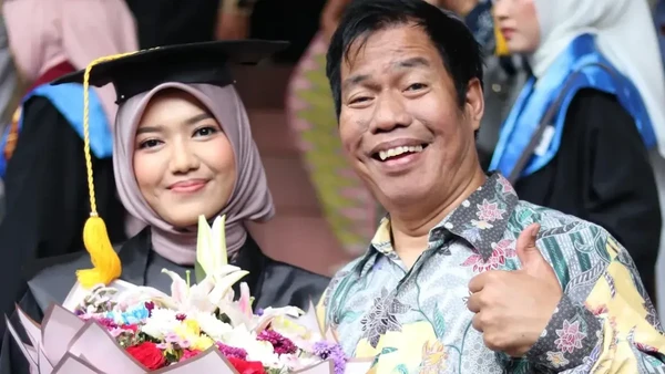 Senyum Terakhir Temon, Sang Putri Ungkap Sosok Ayah yang Tak Pernah Mengeluh Meski Menahan Sakit
