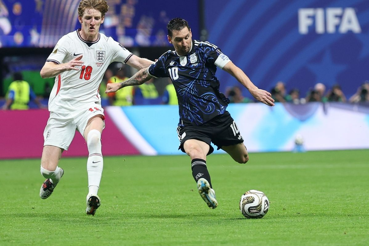 Comeback Sang Juara! Argentina Bungkam Inggris 2-1 Lewat Drama Injury Time