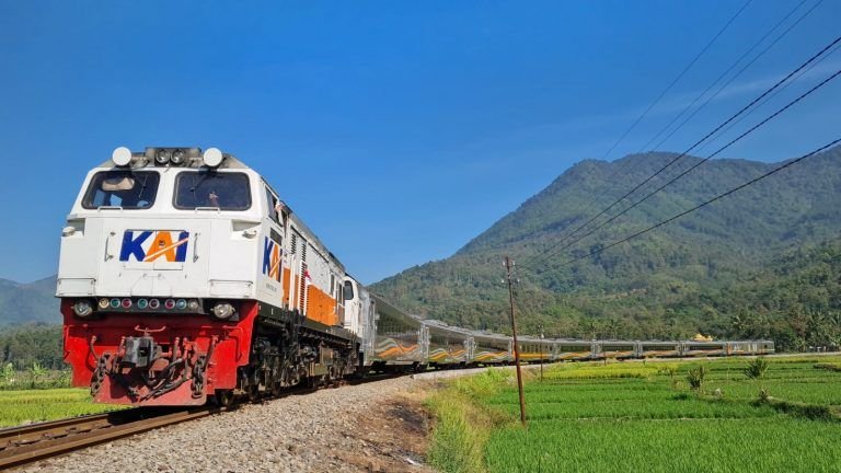 KAI Daop 2 Bandung Pastikan Perjalanan Kereta Aman Pascagempa M 4,9