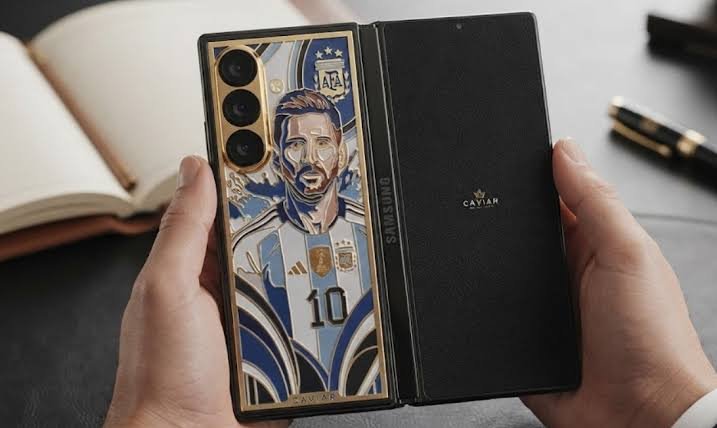 Cuma 19 Unit di Dunia! Galaxy Z Fold 8 Ultra Edisi Lionel Messi Berlapis Emas 24 Karat, Harganya Tembus Rp235