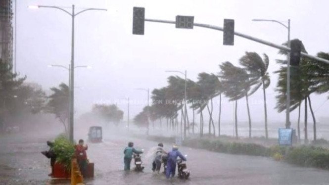 🌩️ BMKG Keluarkan Peringatan Dini Cuaca Indonesia untuk 21–23 Juli 2026,