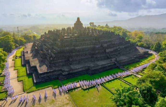 6 Legendary Indonesian Tours That Went Viral, Their Charm Never Gets Older
