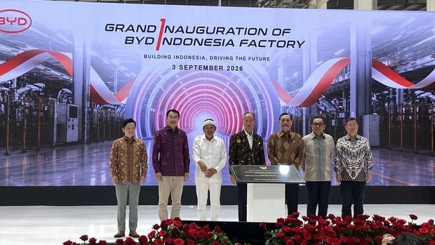 BYD's historic day in Subang, but Prabowo wasn't there. Where is the president?