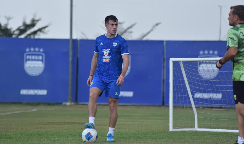 Mariano Peralta Chooses Persib, Now Preparing to Become a Threat to Persija