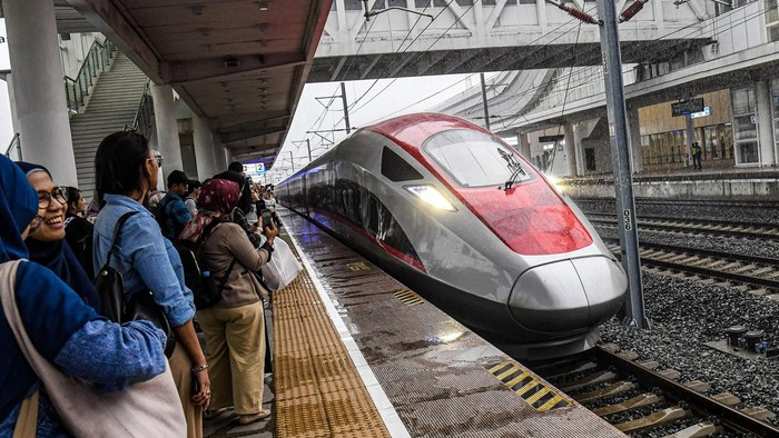 Malaysian tourists increasingly like to ride Whoosh, reaching 403 thousand passengers